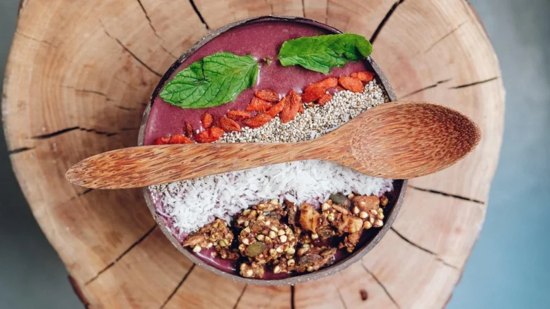 Superfoods w diecie aktywnej osoby – co warto jeść?